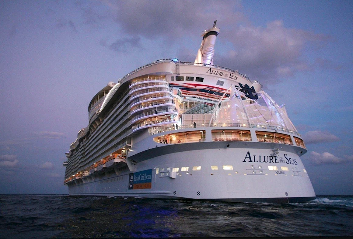 Круизный лайнер Аллюр of the Seas
