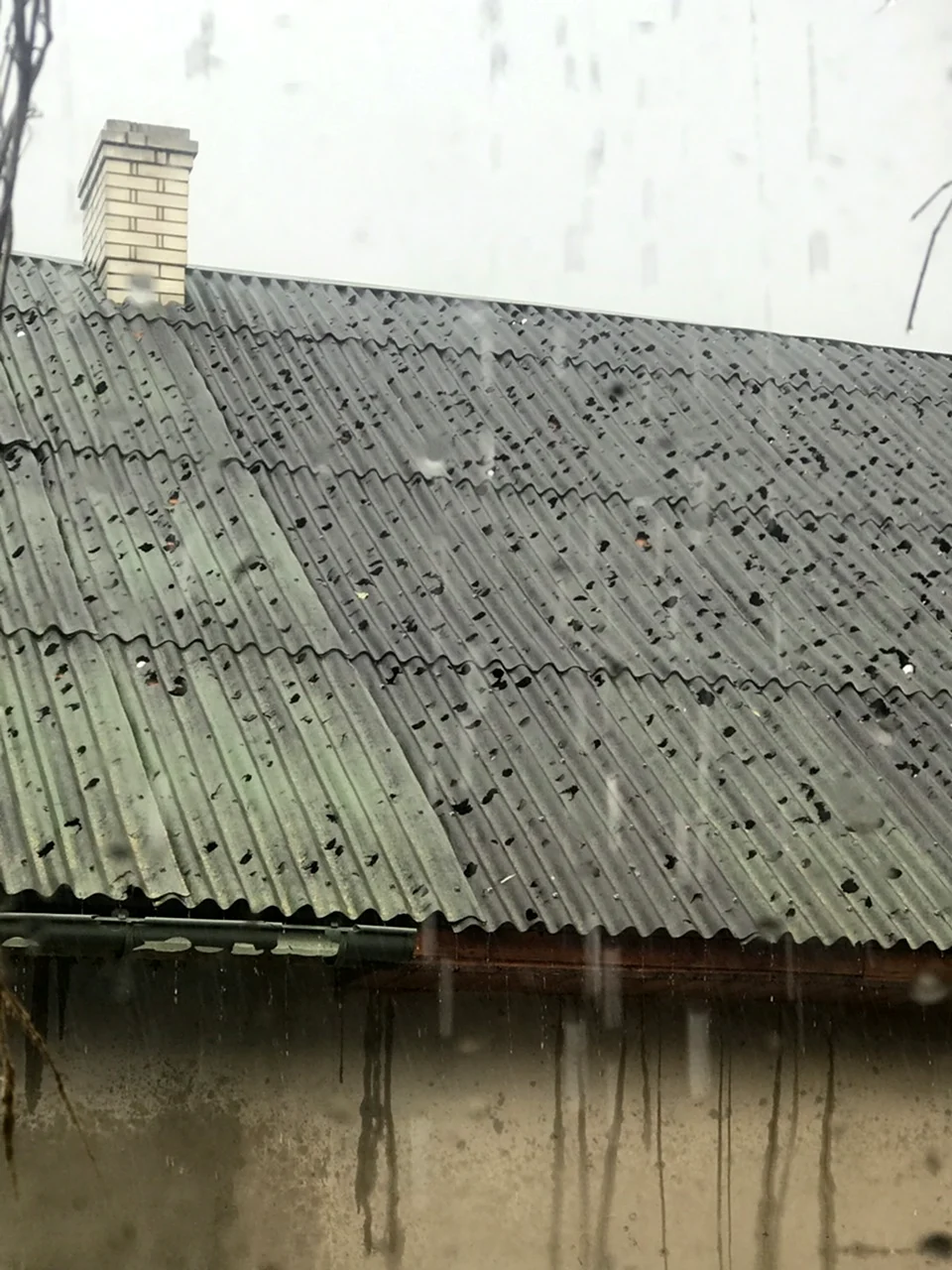 Крыша после града