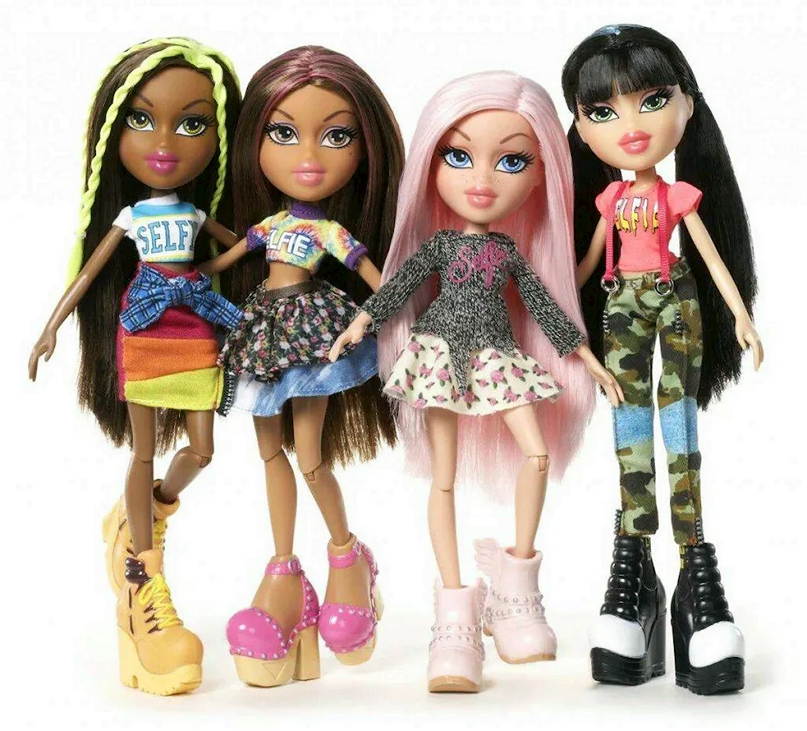 Кукла Bratz SELFIESNAPS