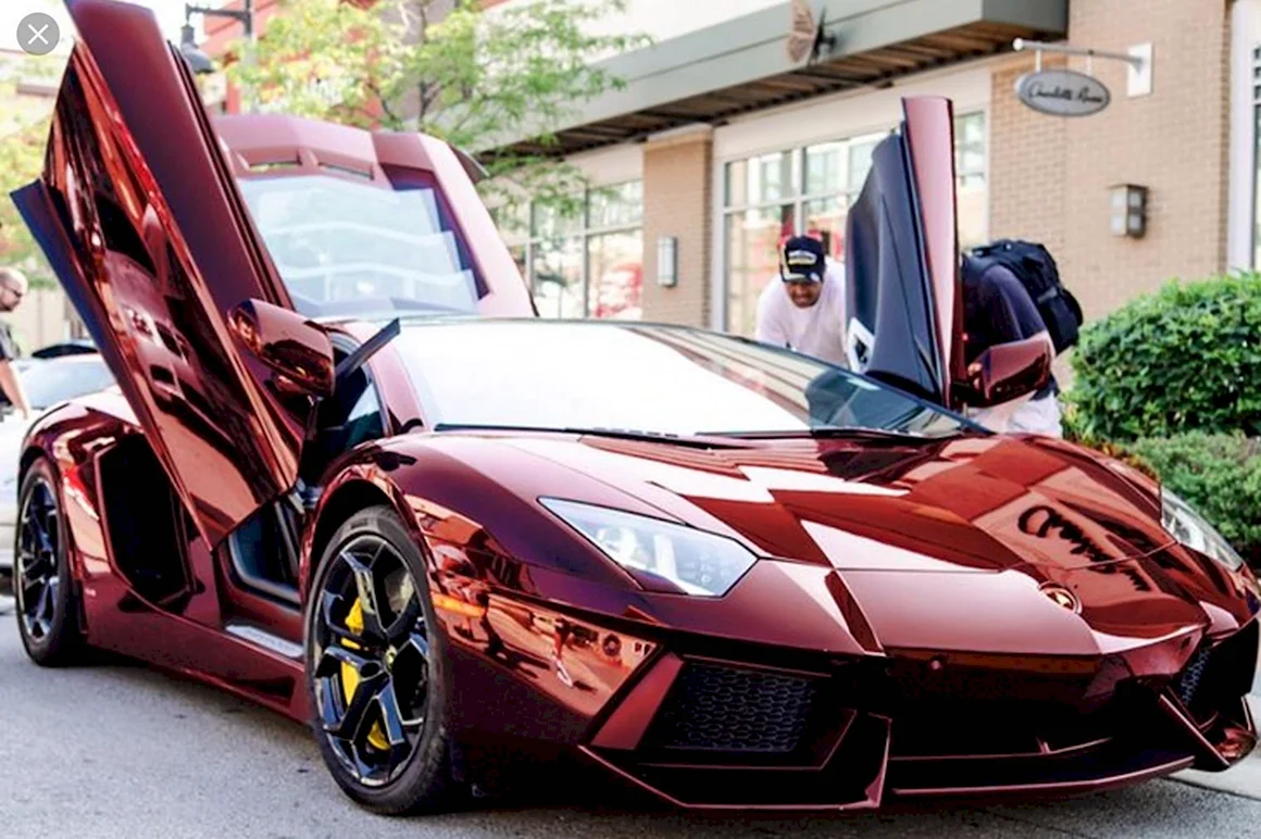 Lamborghini Aventador lp700-4 фиолетовый