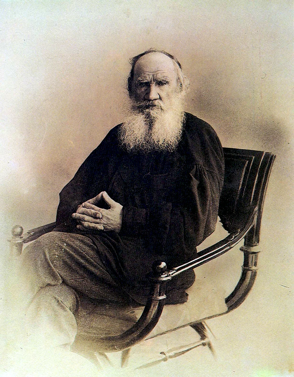 Лев Николаевич толстой