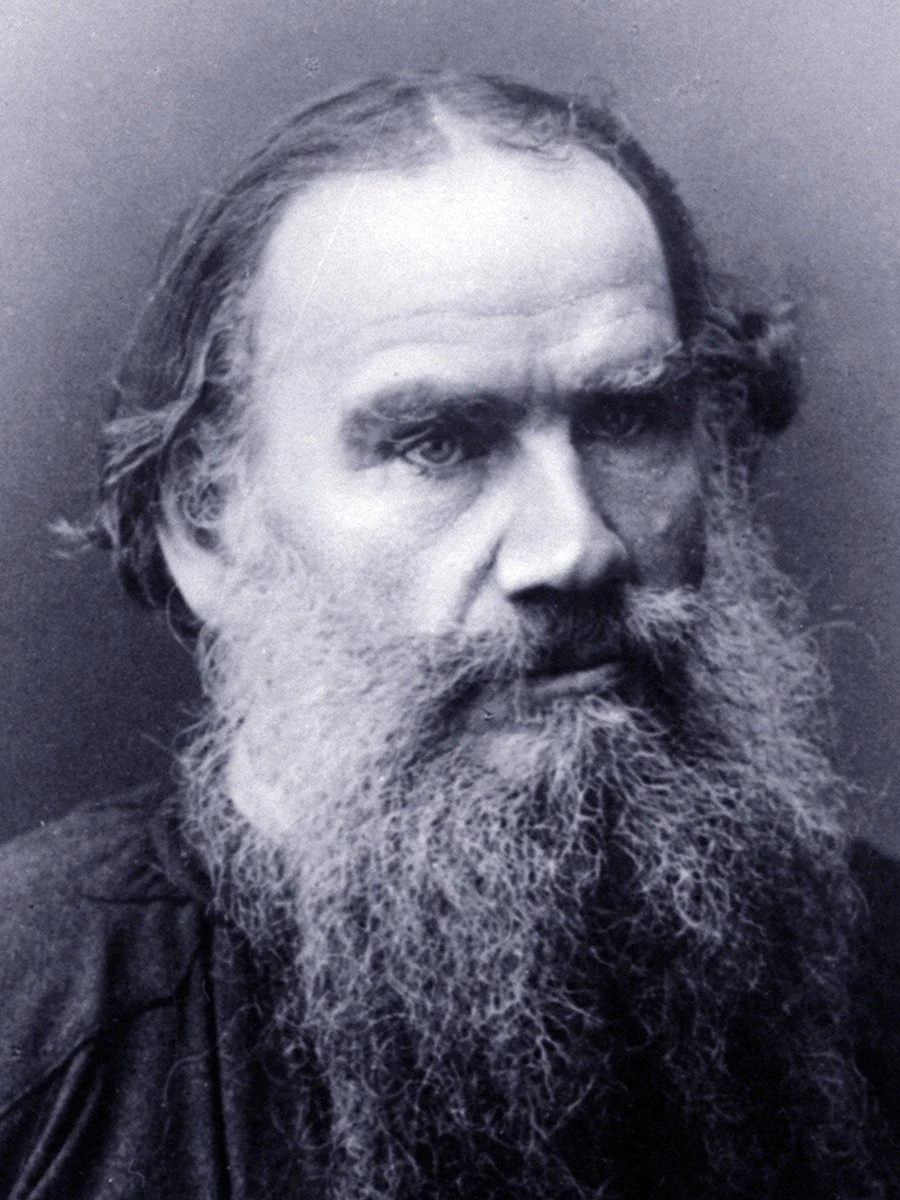 Лев Николаевич толстой
