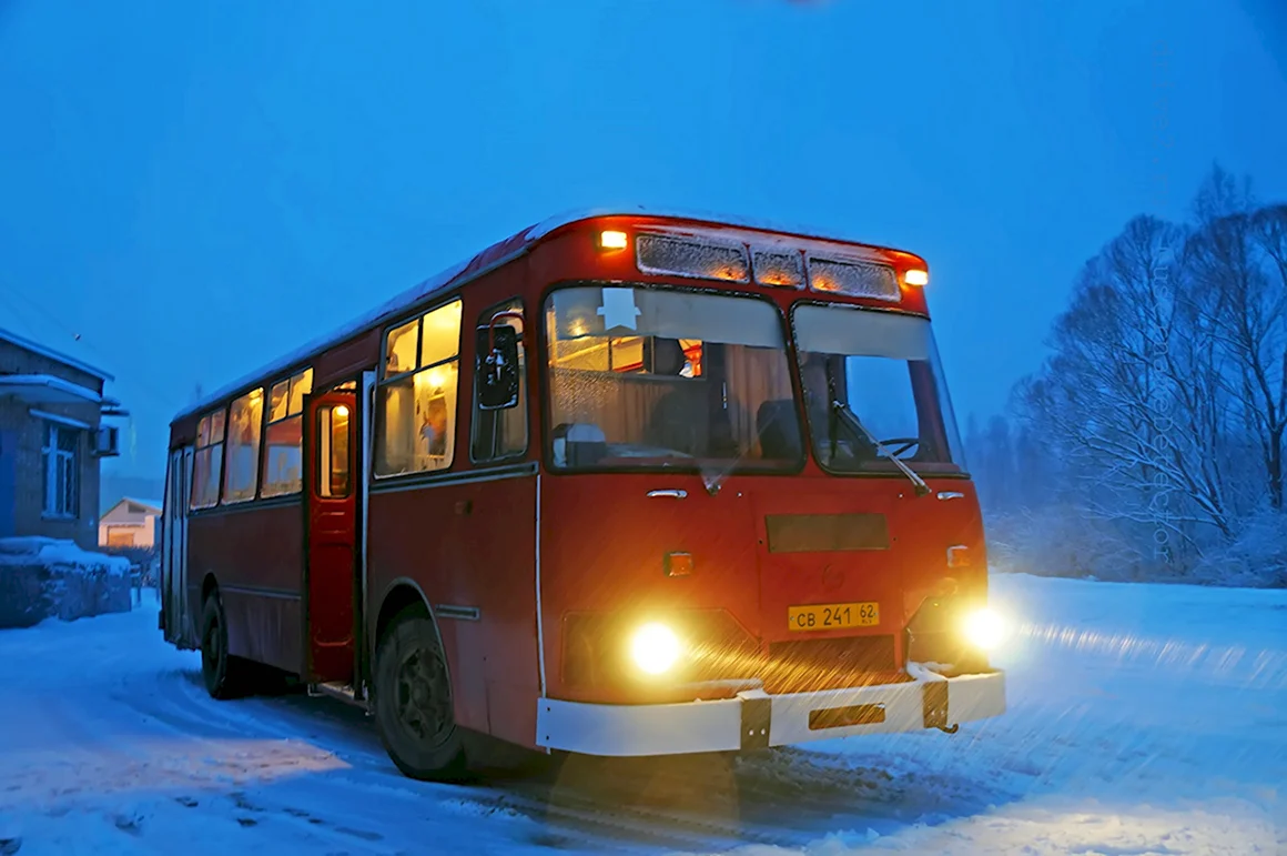 ЛИАЗ 677