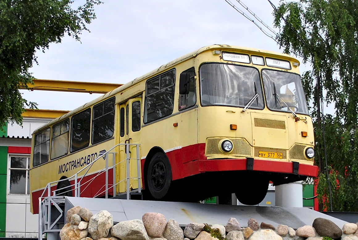 ЛИАЗ-677 5897