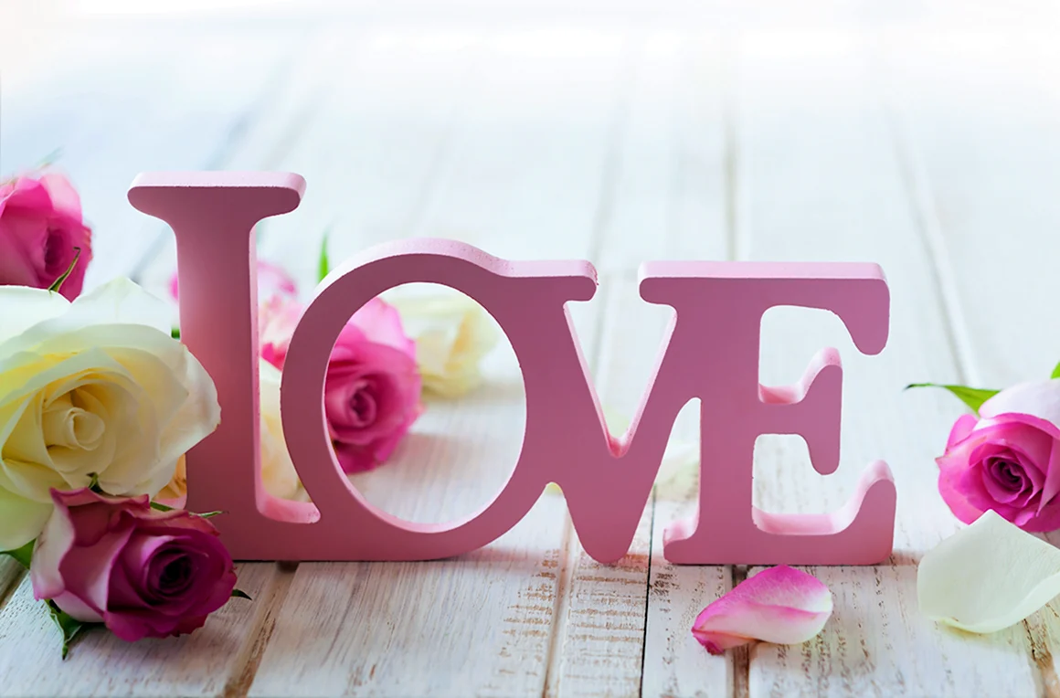 Love надпись