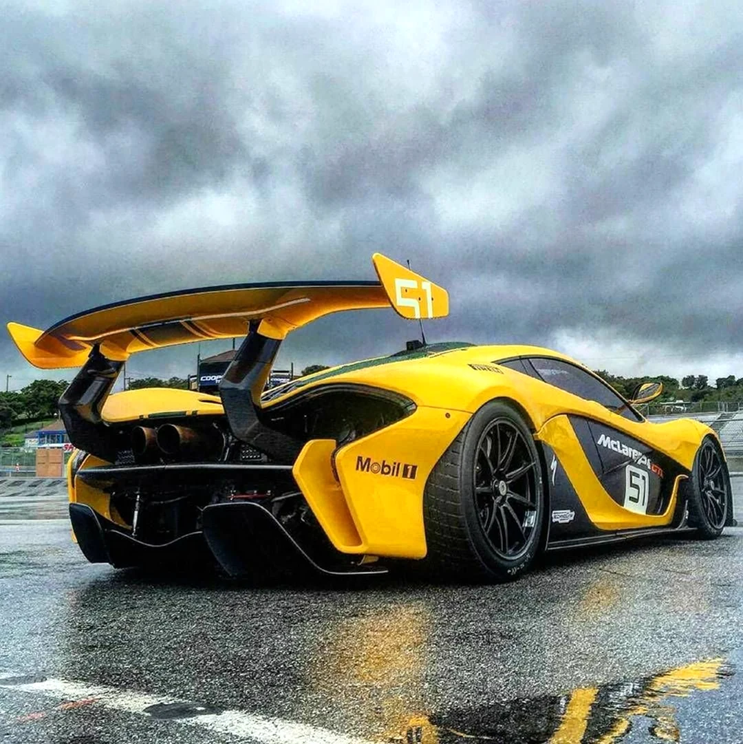 Макларен п1 GTR