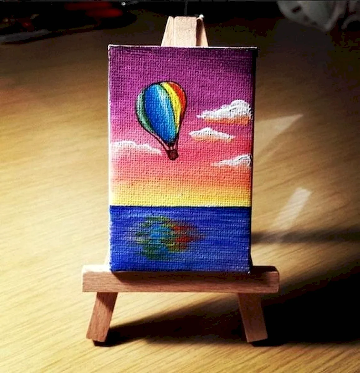 Маленькие рисунки акрилом