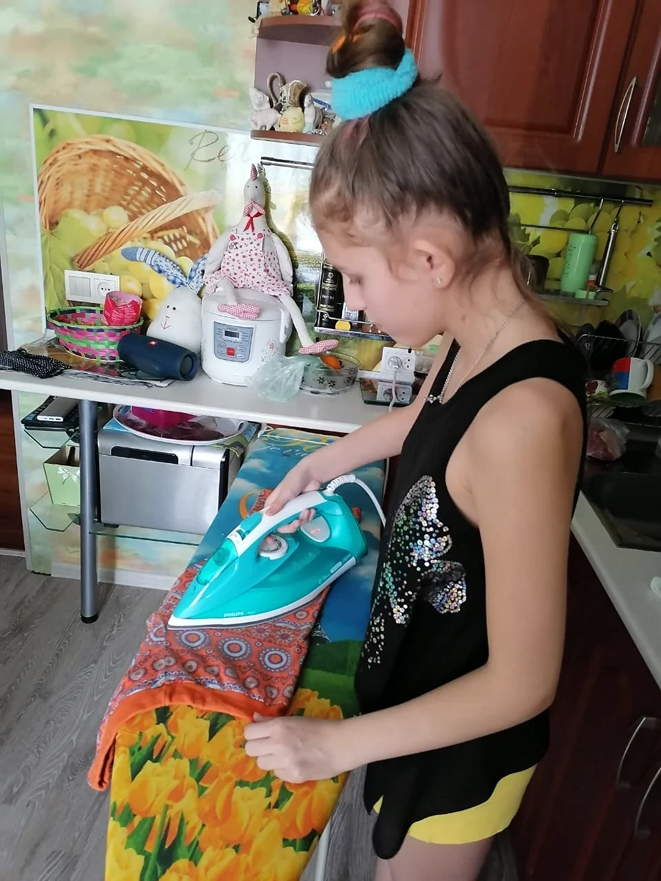Мамина помощница