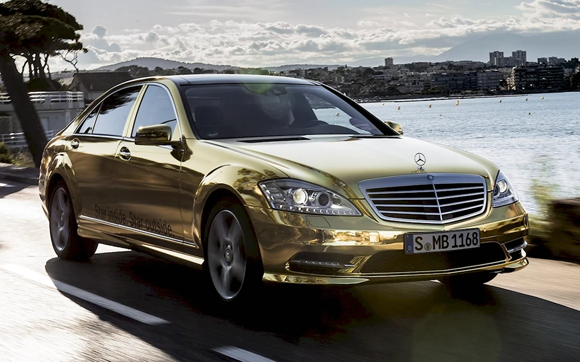 Машина Мерседес Бенц s600 w221