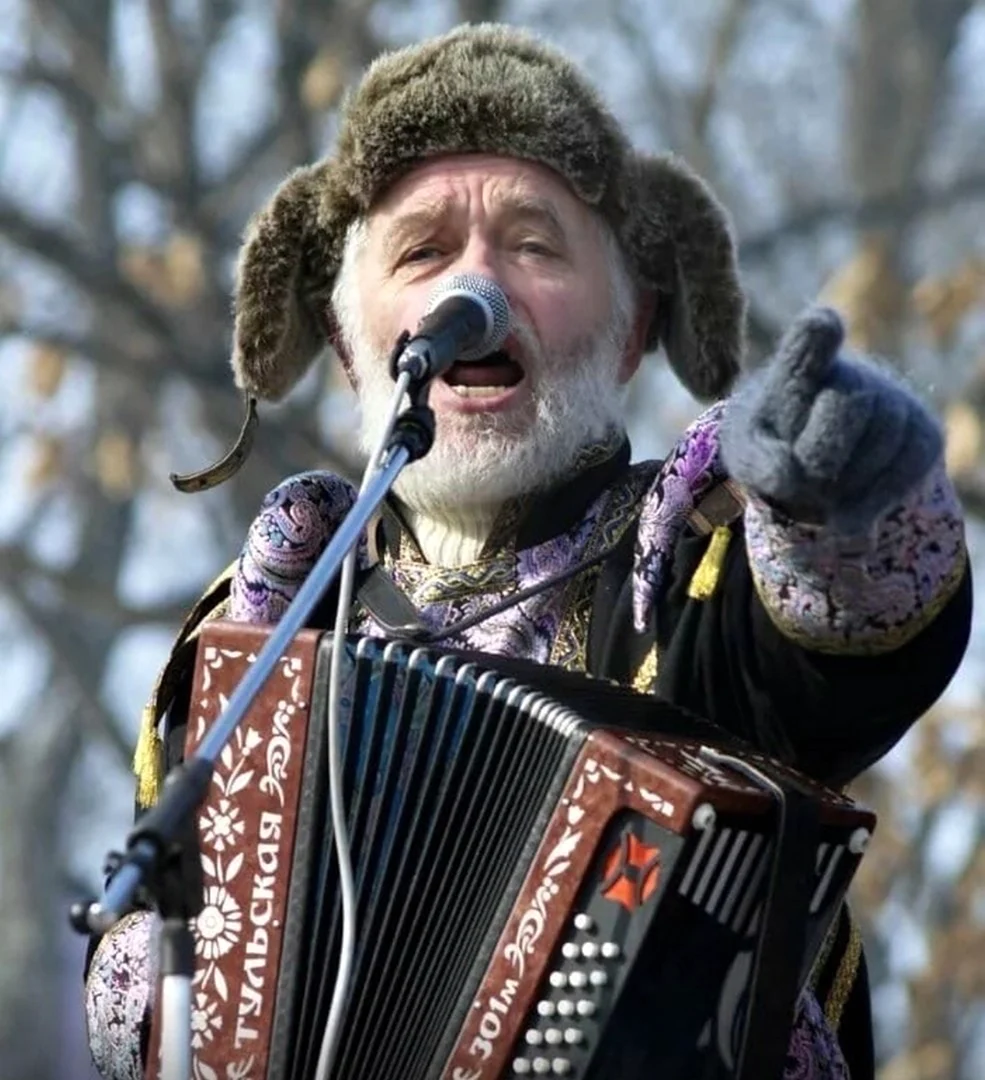 Масленица баянист