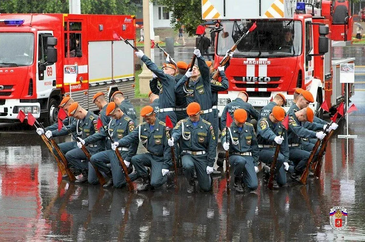 МЧС РФ спасатель
