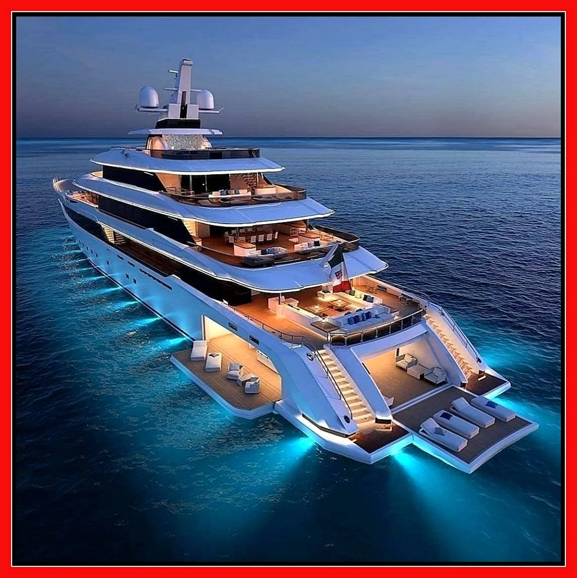 Мегаяхта Sovereign