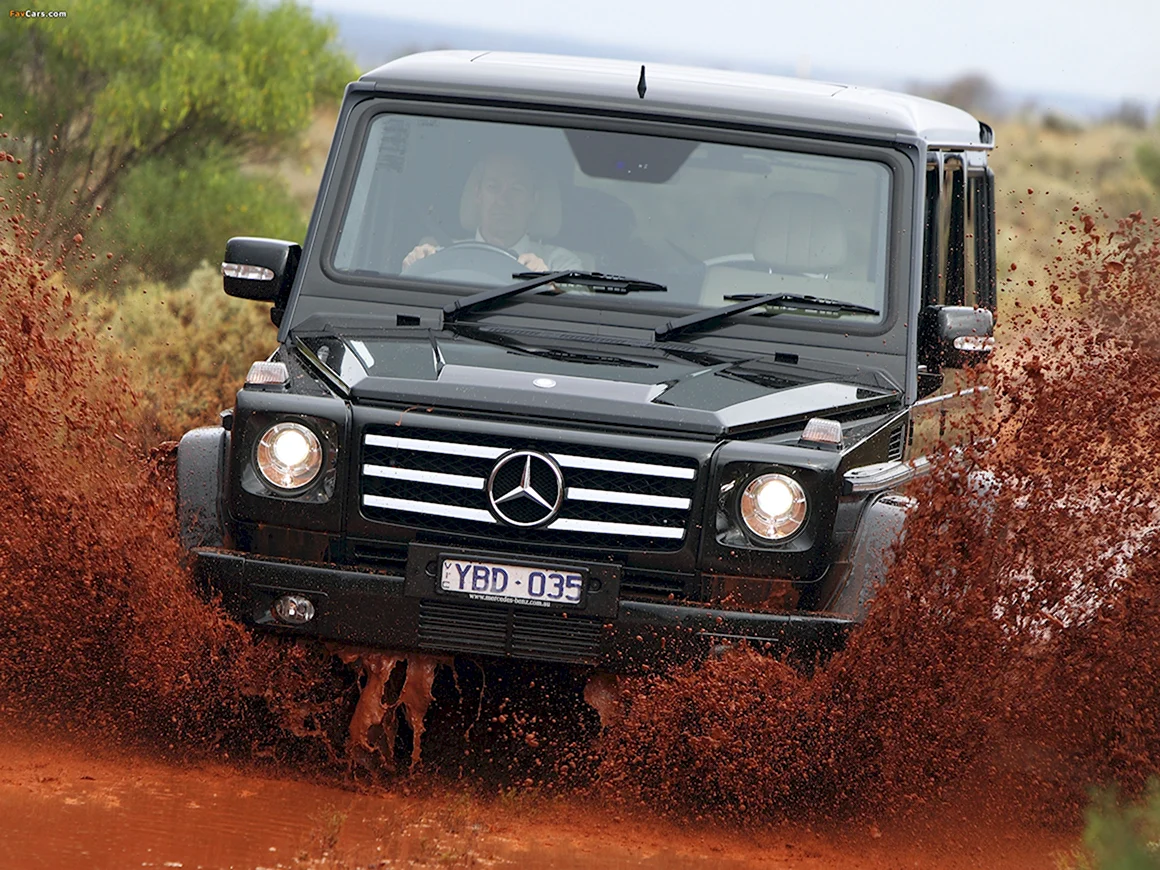 Mercedes Benz g55