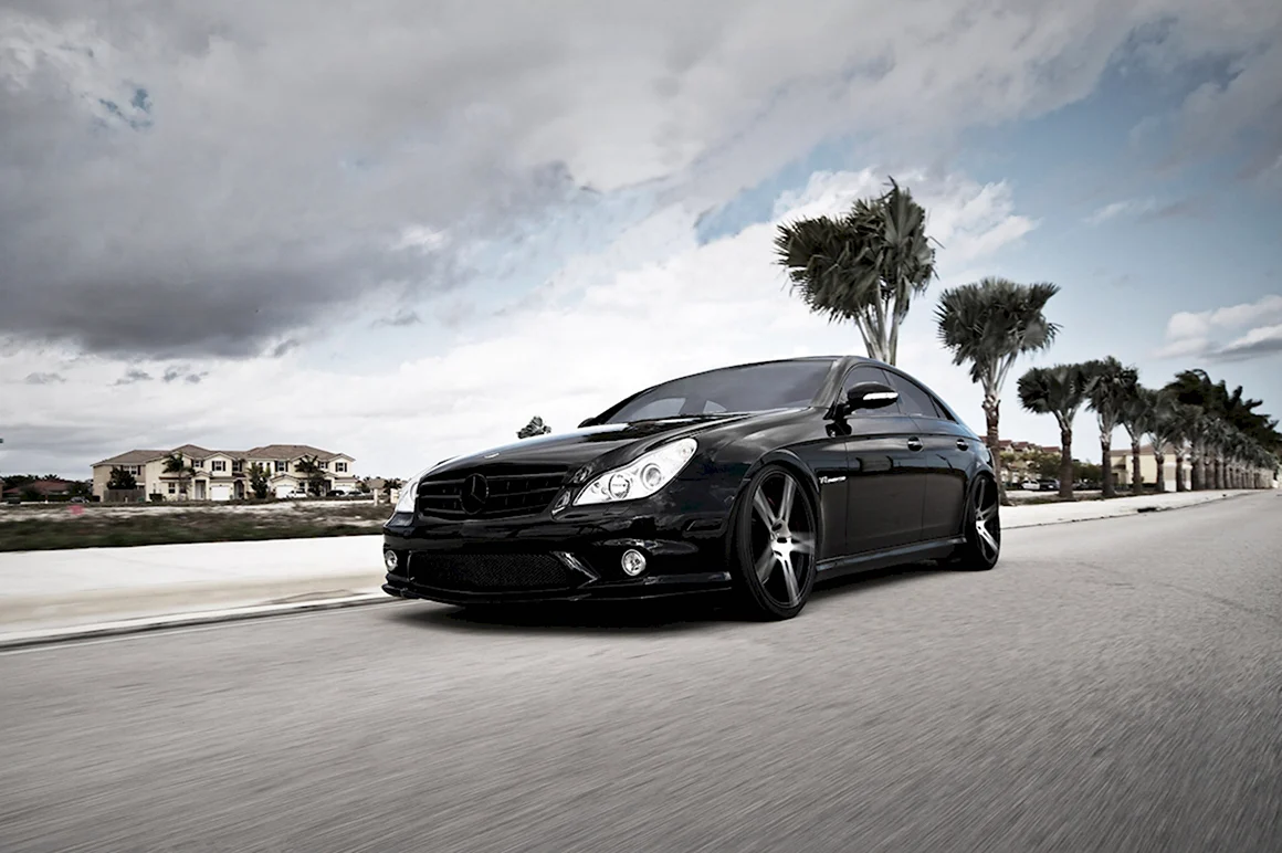Mercedes CLS черный