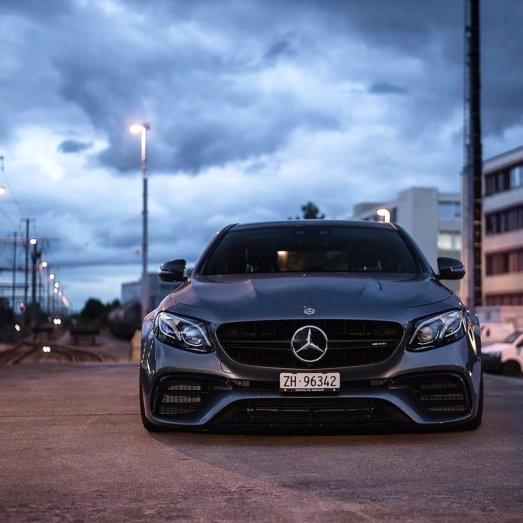 Mercedes e63 AMG