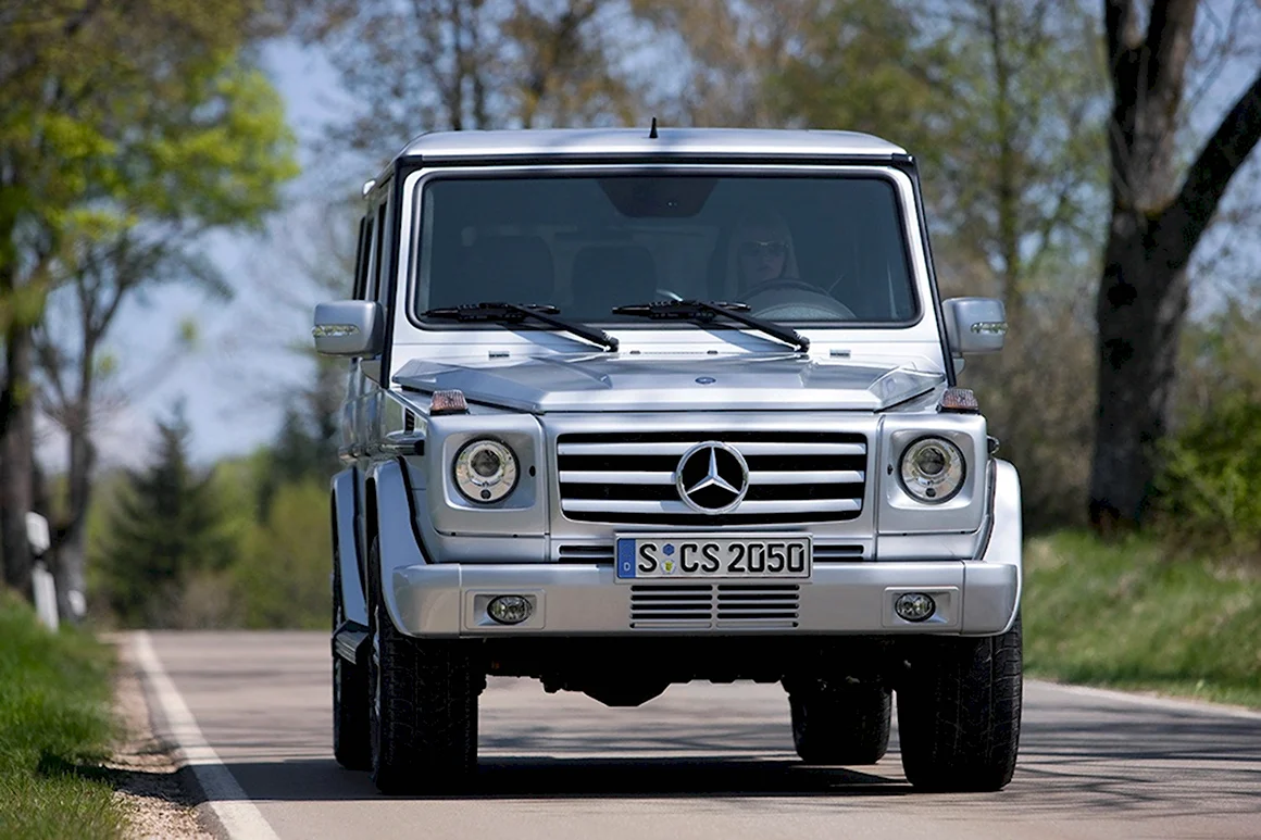 Mercedes-Benz g500 w463