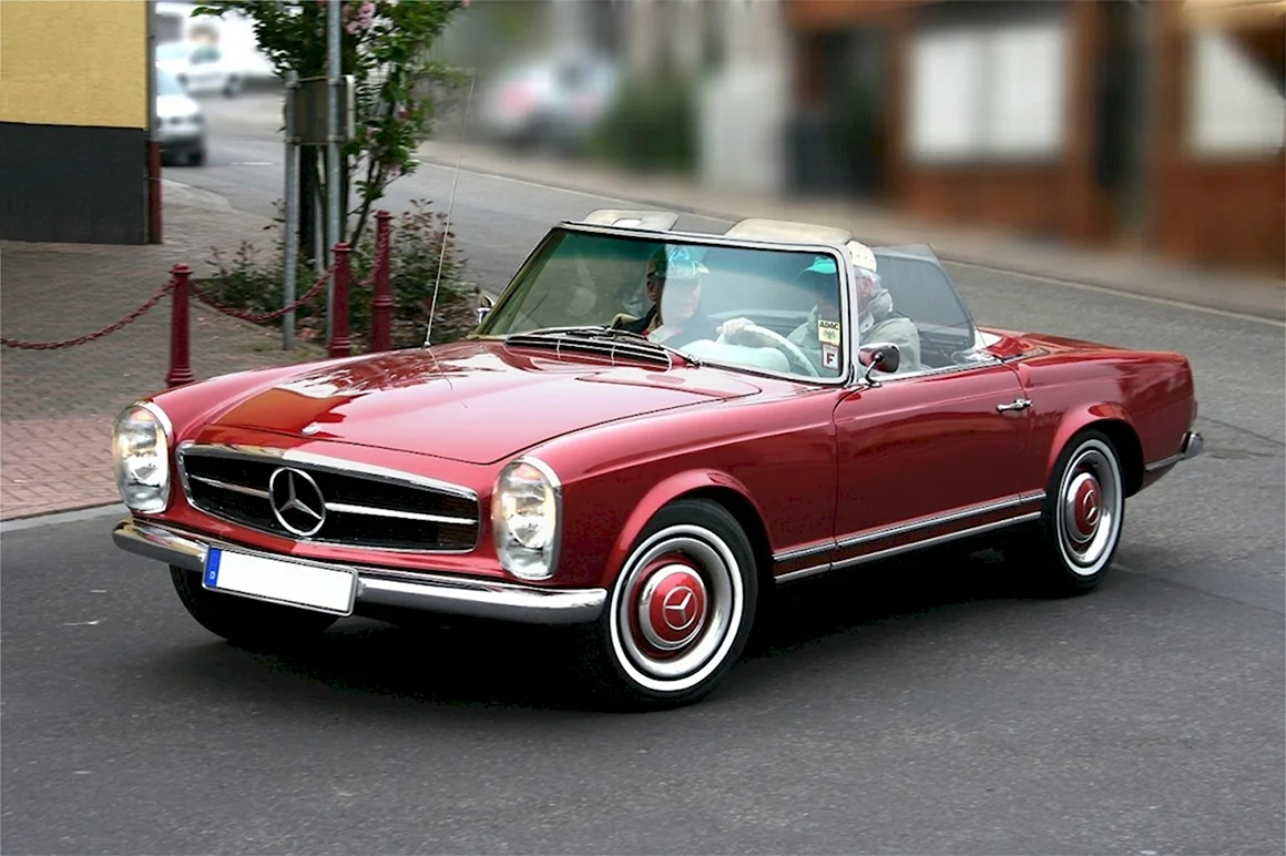 Mercedes-Benz w113