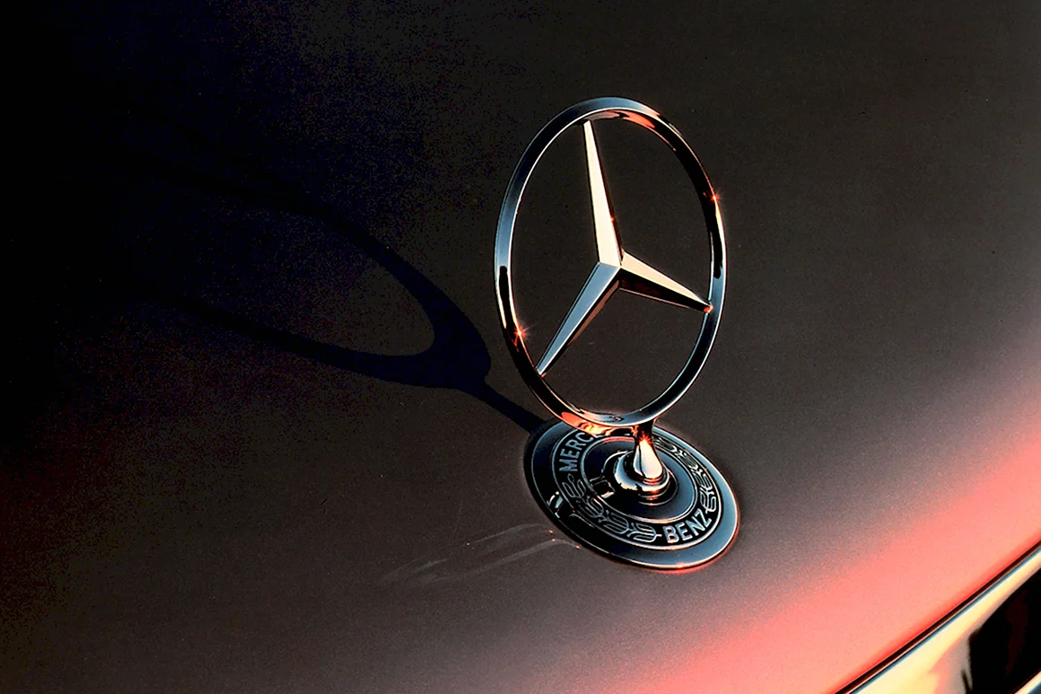 Mercedes-Benz значок
