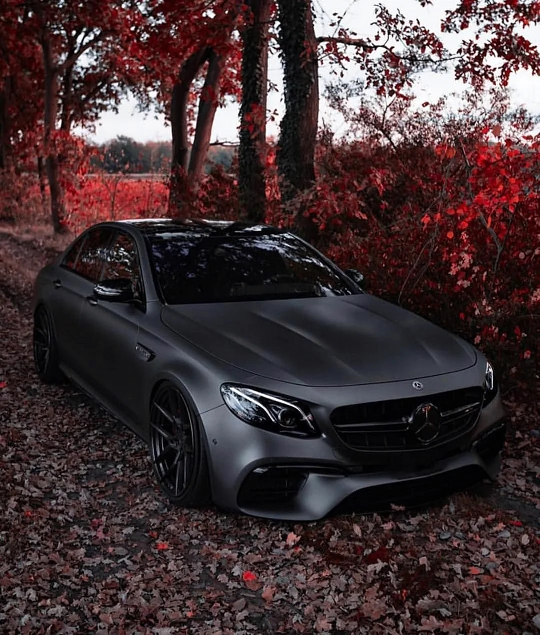 Мерседес-Бенц AMG 63 черный