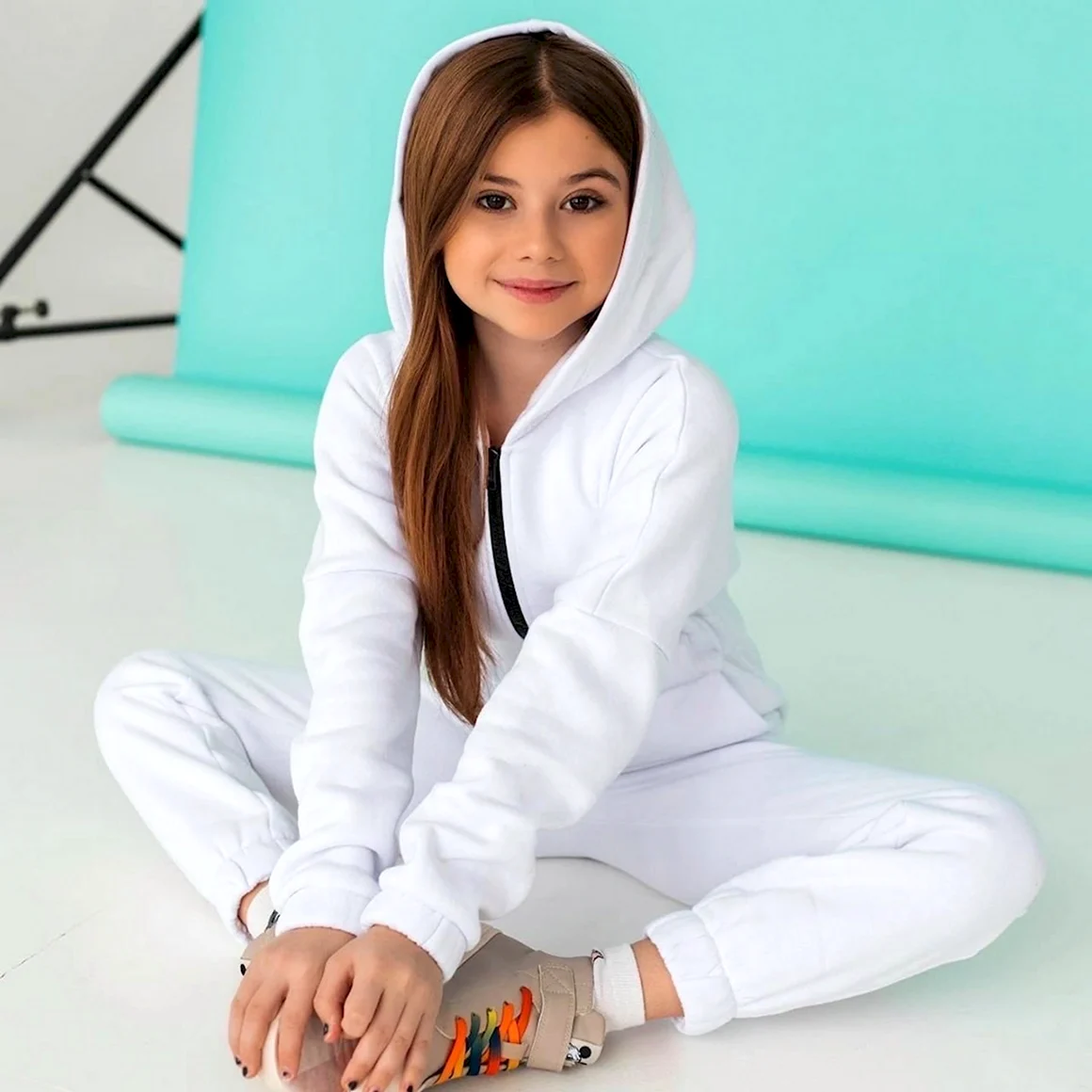 Милана Хаметова фотосессия 2022