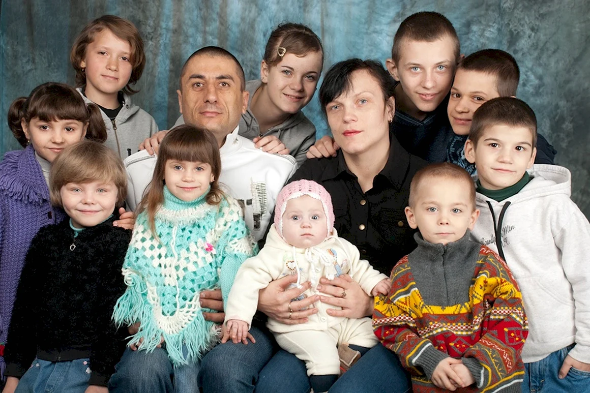 Многодетные семьи в России