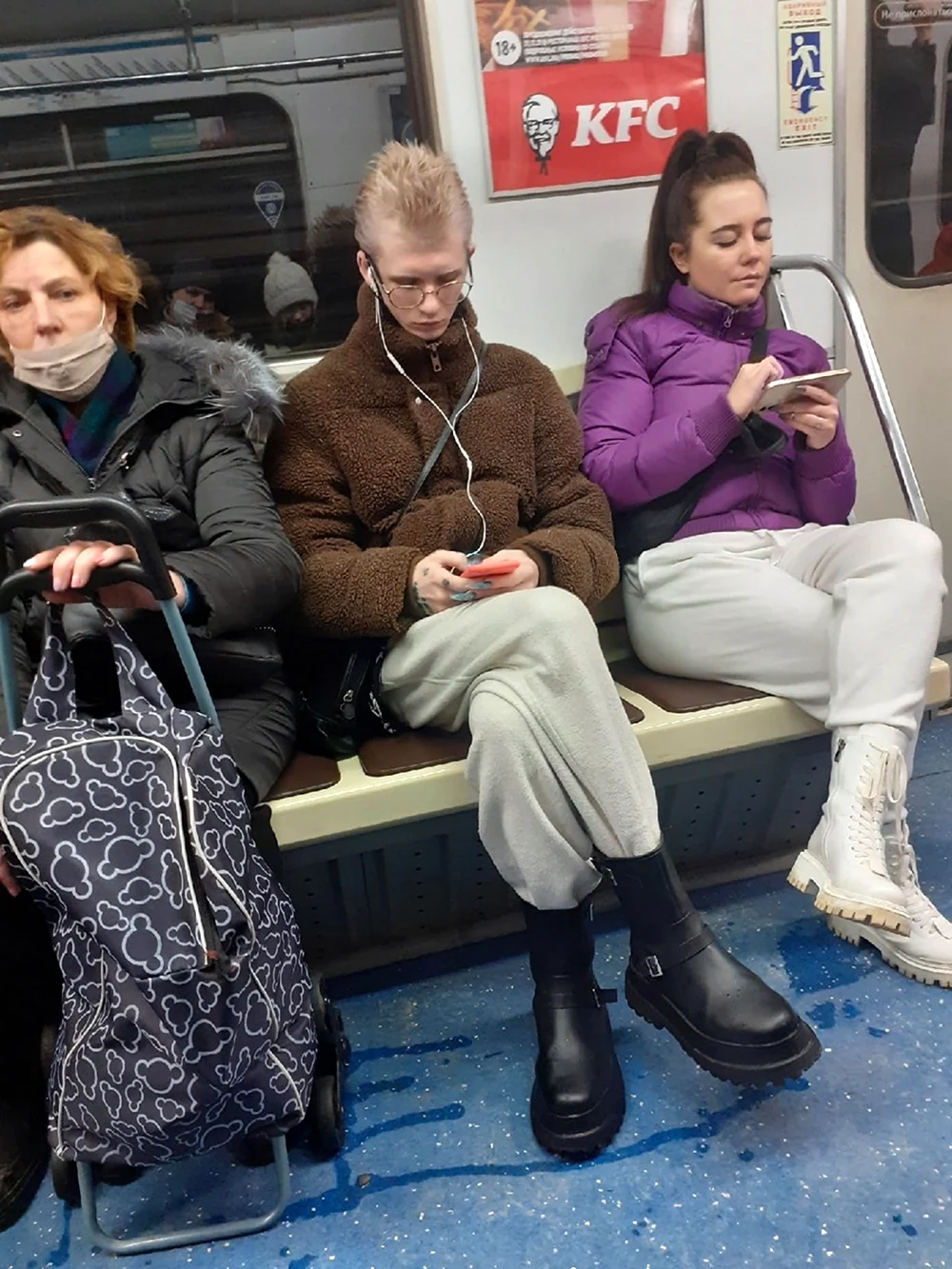 Мода в метро