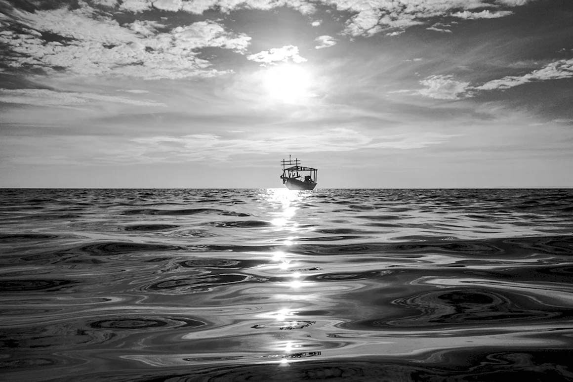 Море