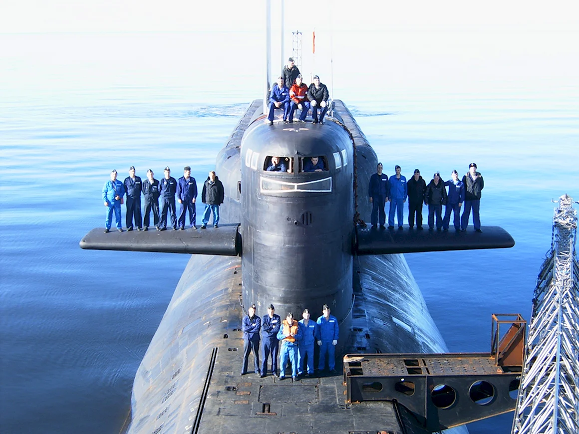 Моряки подводники