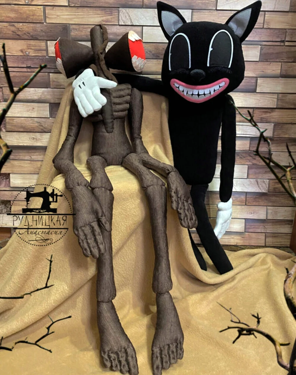 Мультяшный кот игрушка