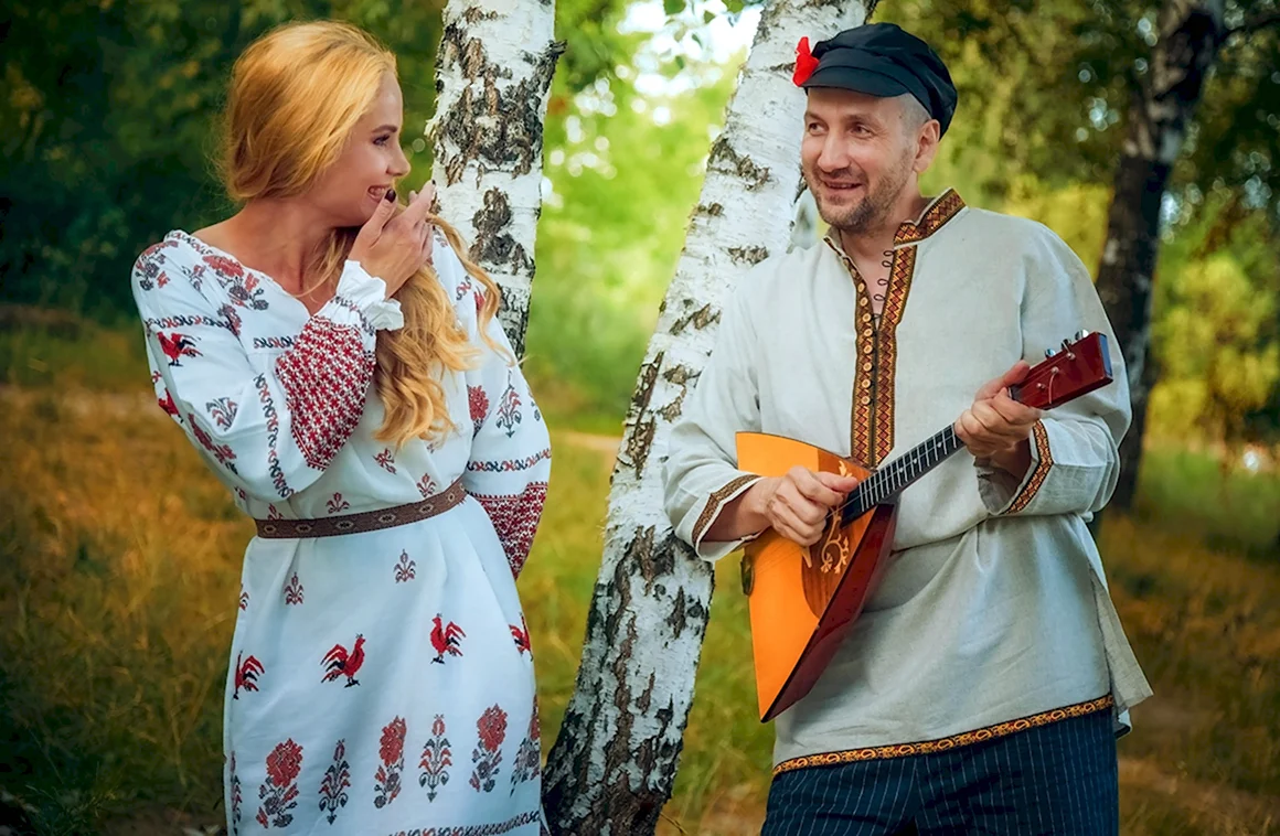 Мужчина с балалайкой