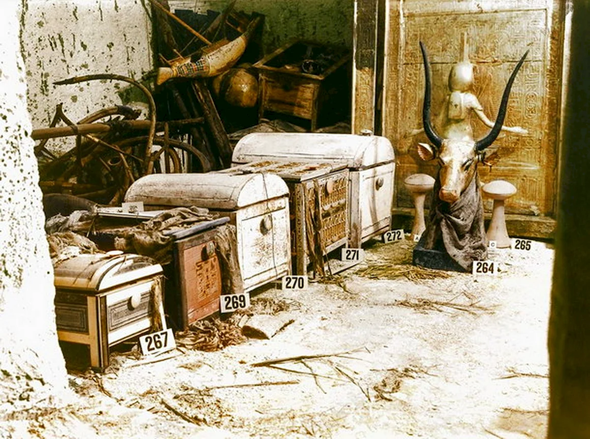 Находка гробницы Тутанхамона 1922