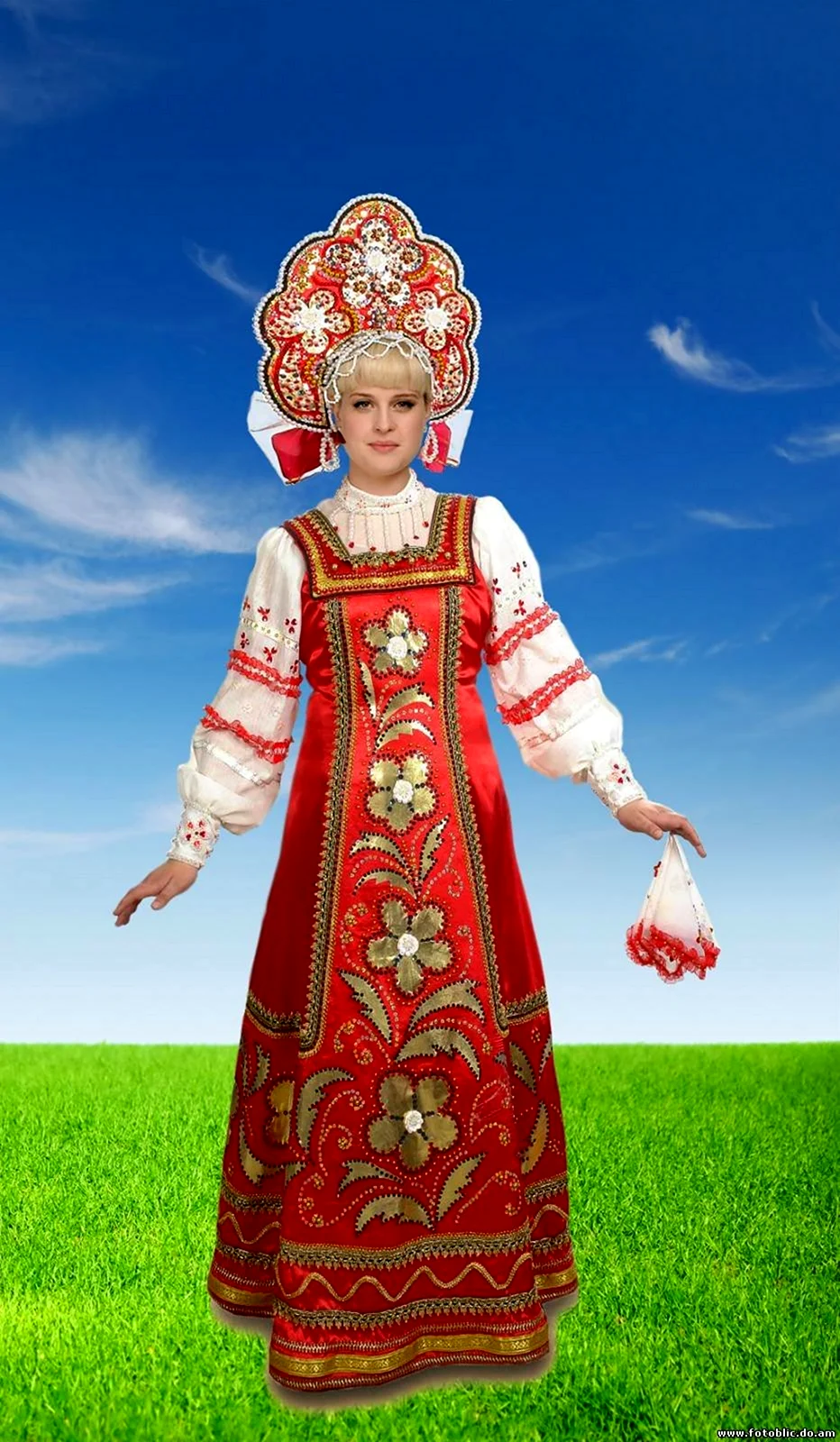 Народные костюмы