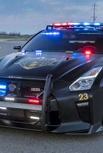 Nissan GTR r35 Police