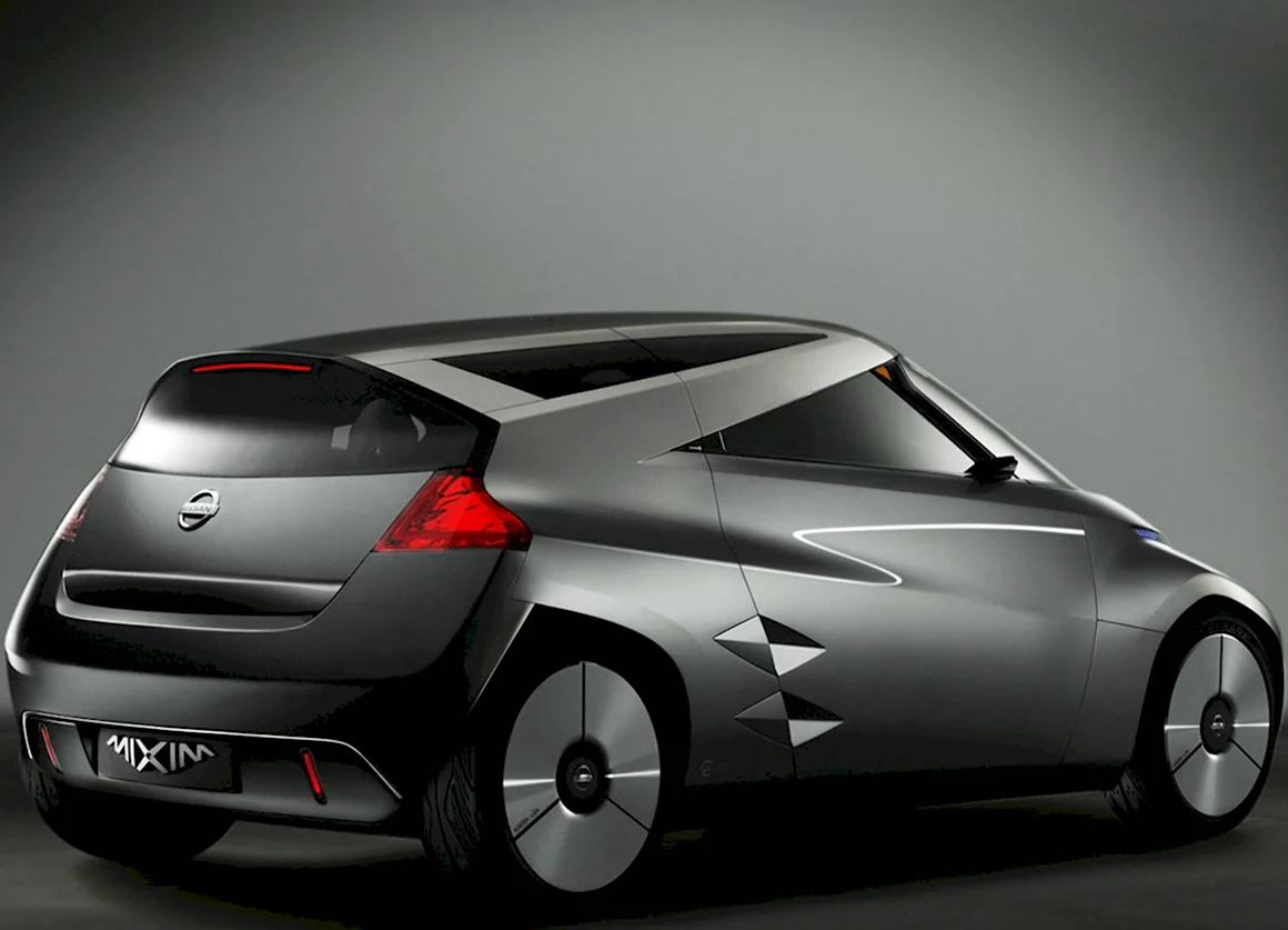Nissan MIXIM