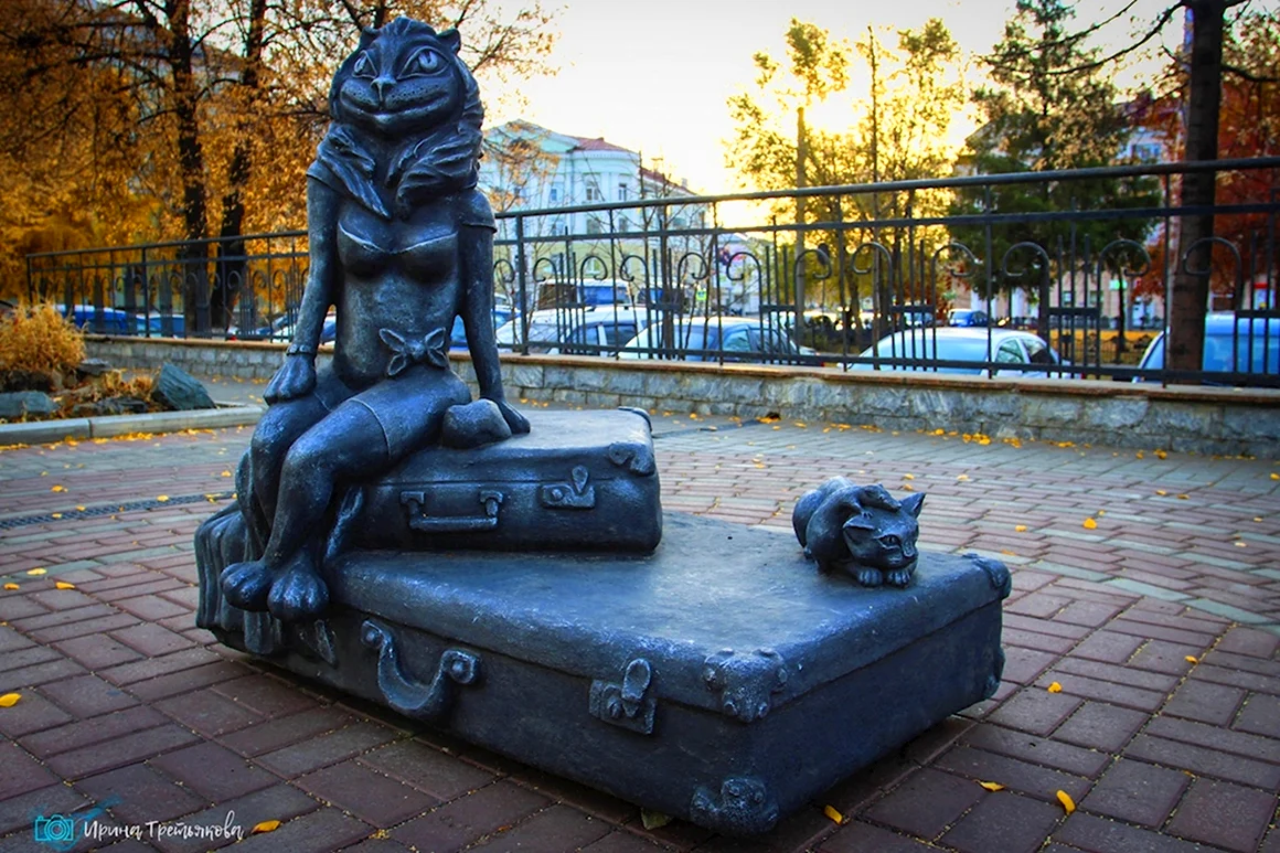 Памятник кошке в Кургане