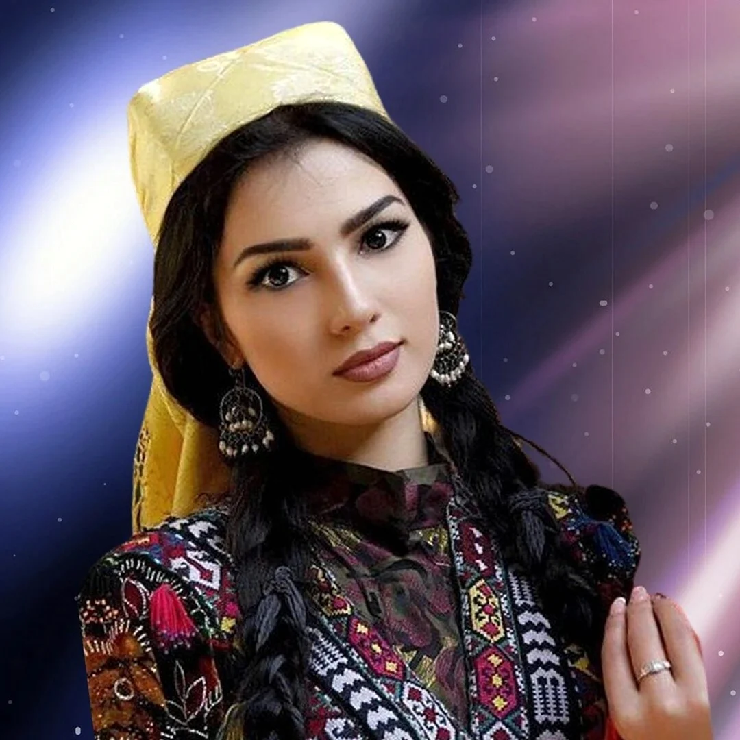Паризода актриса Узбекистан