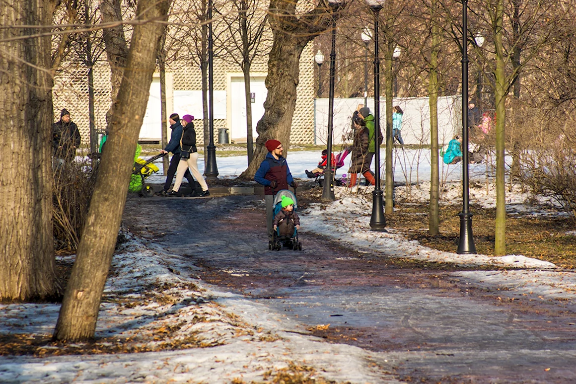 Парк Горького Казань весной