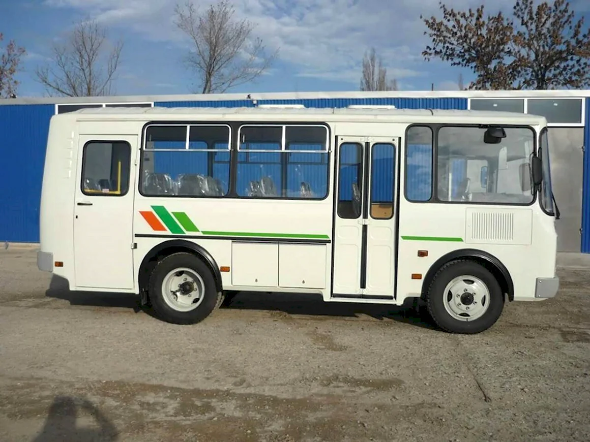 ПАЗ 32053