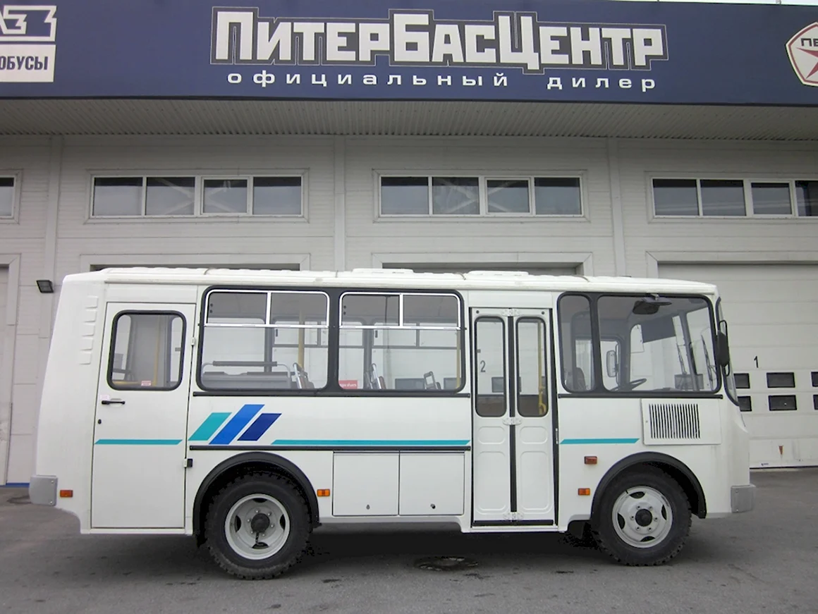 ПАЗ 32053 сбоку