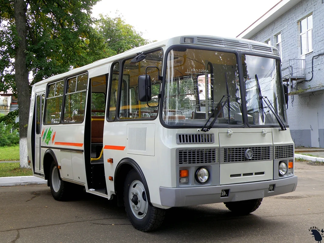 ПАЗ 32054