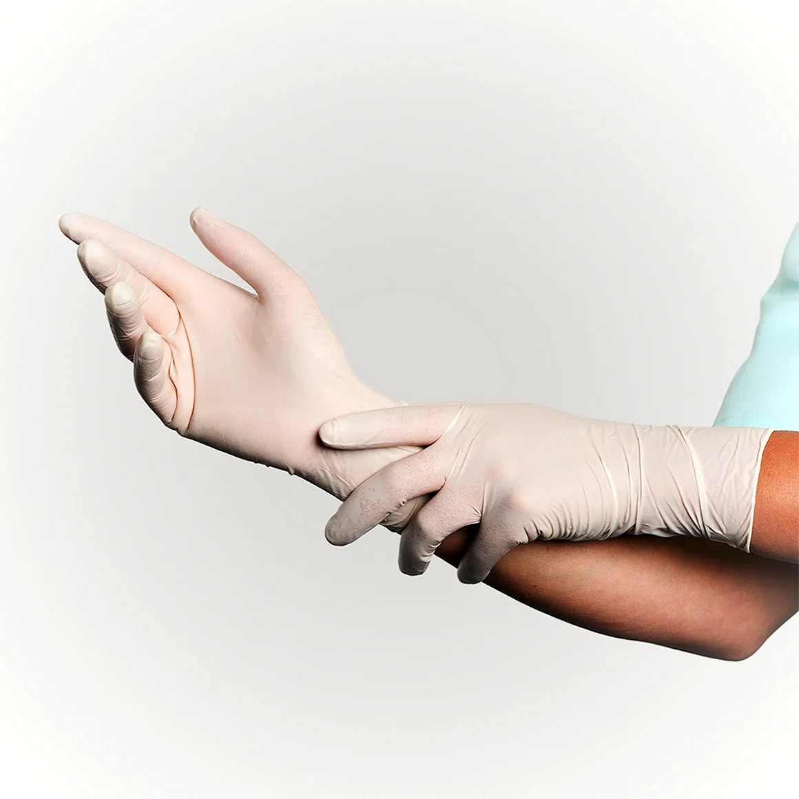 Перчатки нитриловые SF Medical