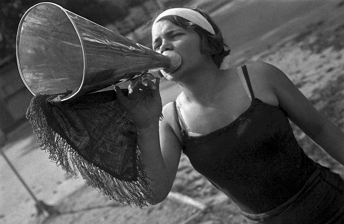 Пионервожатая 1934. Фотограф Иван Шагин