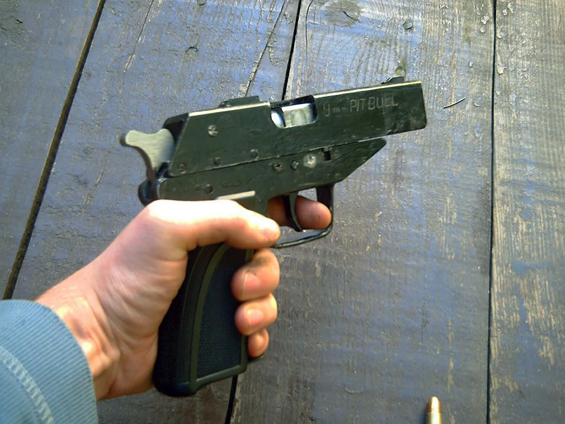 Пистолет из степлера 22lr