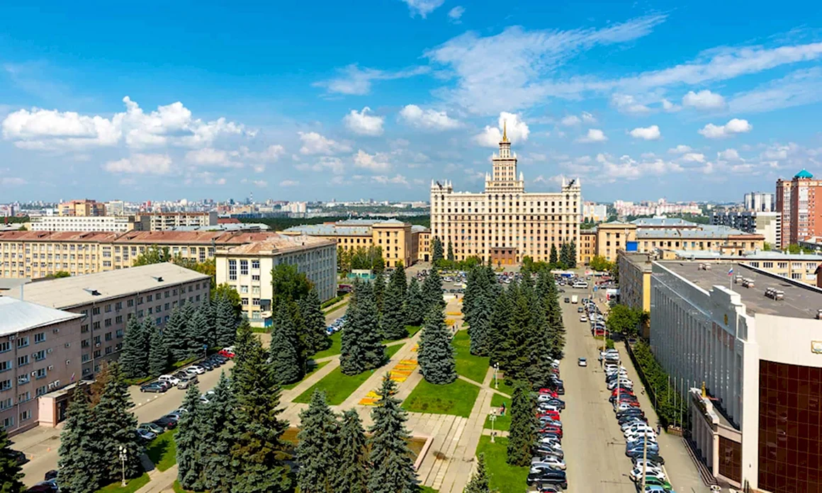 Площадь ЮУРГУ Челябинск