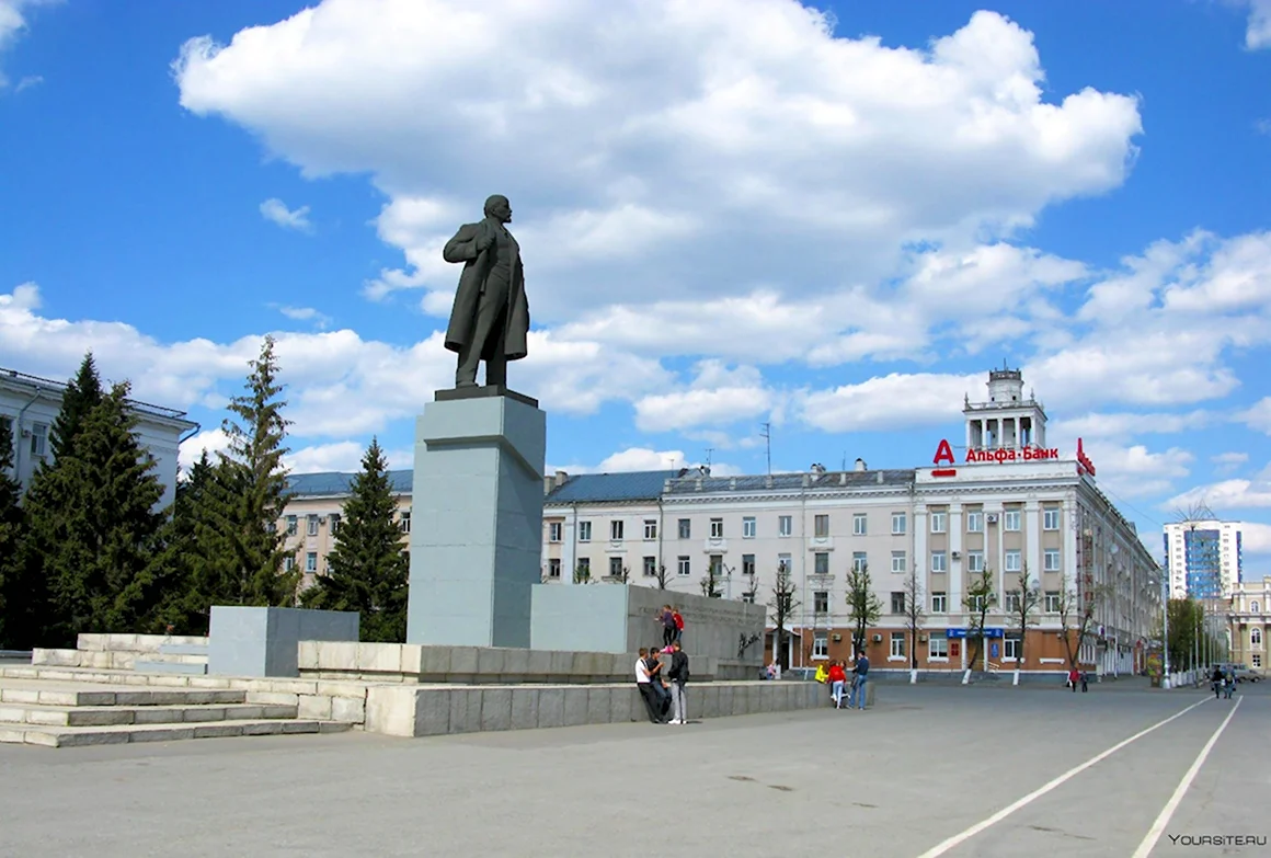 Площадь Ленина Курган