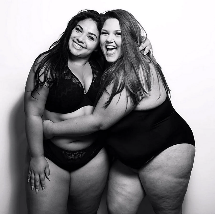 Plus-Size Диана Сирокай