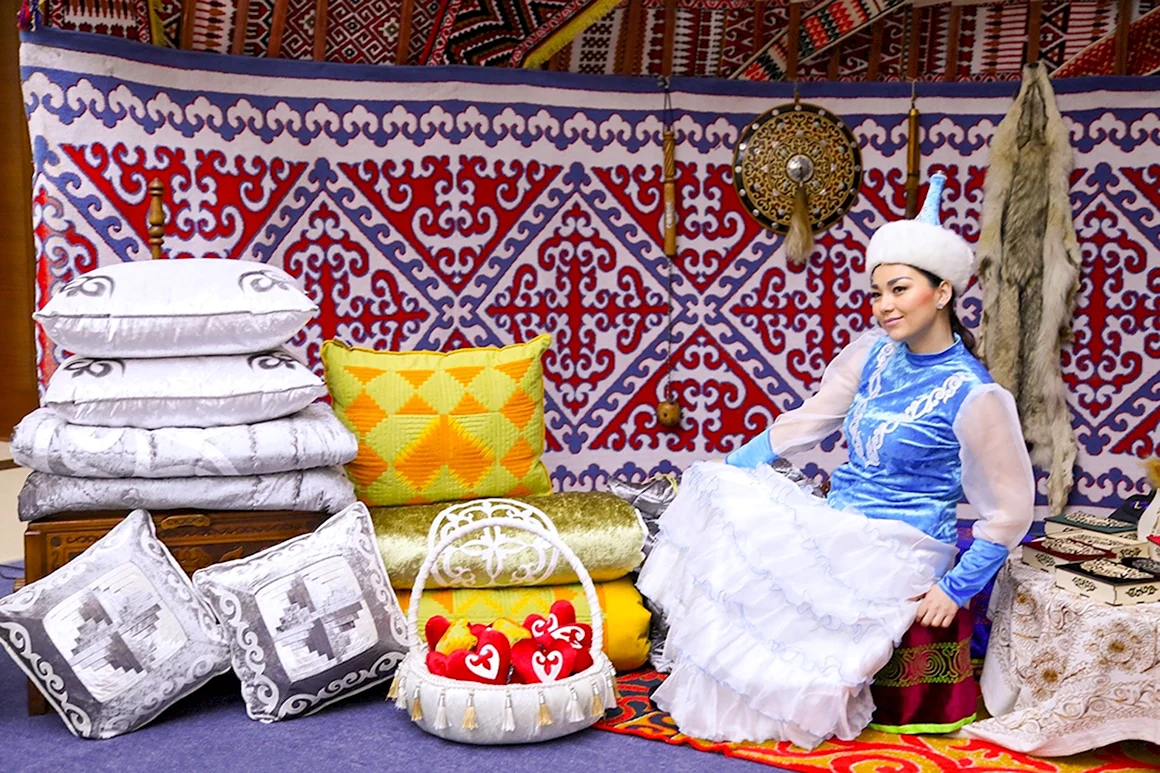 Подарки на Наурыз