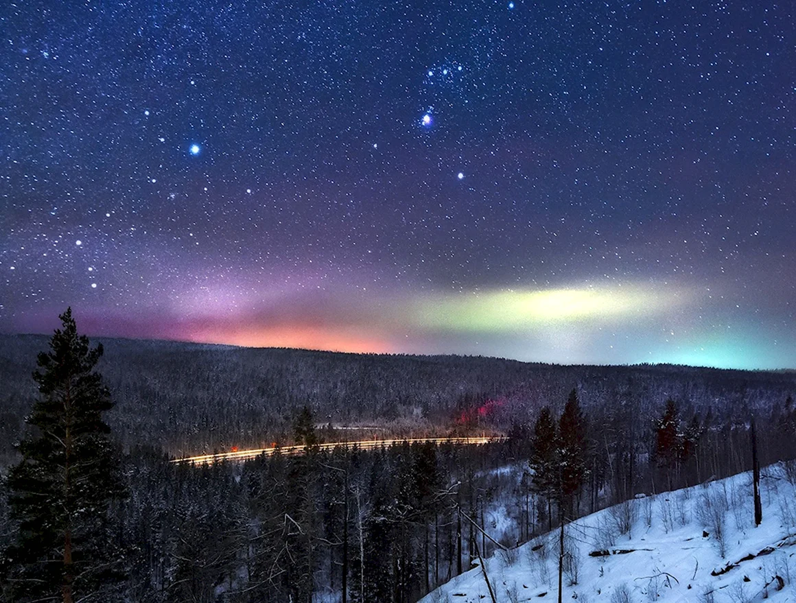 Полярная звезда и Северное сияние