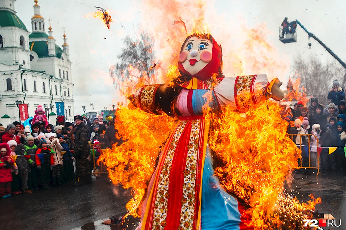 Праздник Масленица сожжение чучела