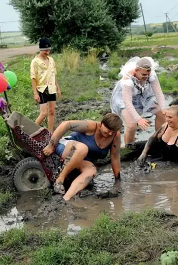 Приколы про деревню